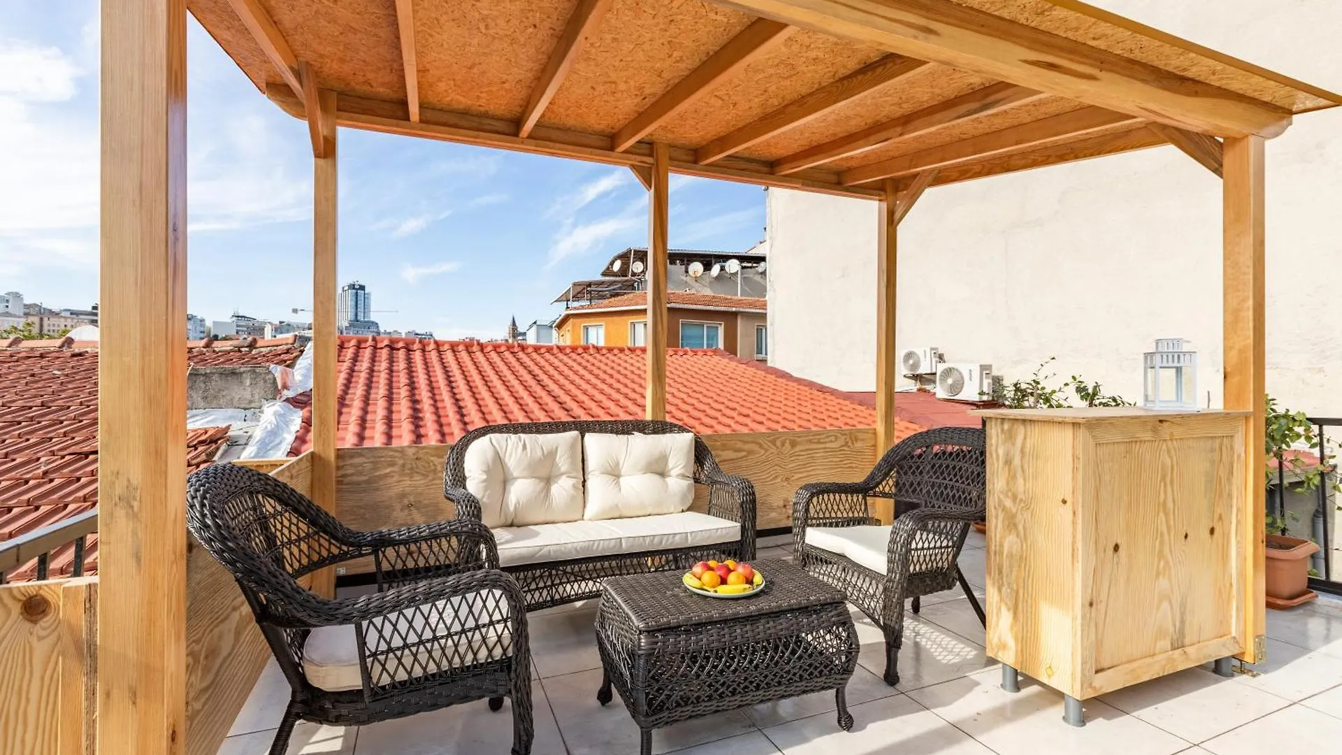 Maison Istanbulite 0*, Istanbul Turcia